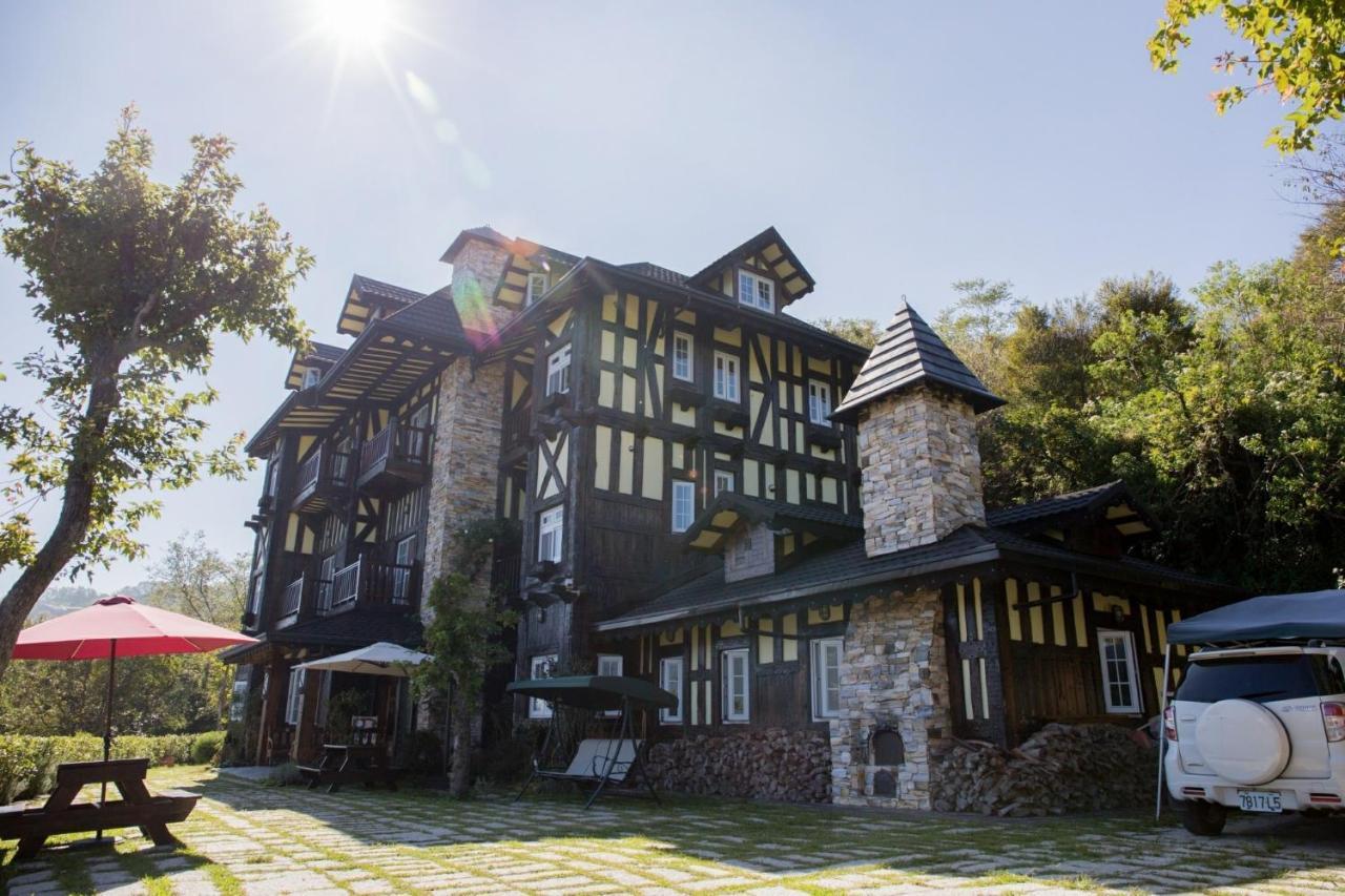 Black Forest Manor Ren'ai Esterno foto