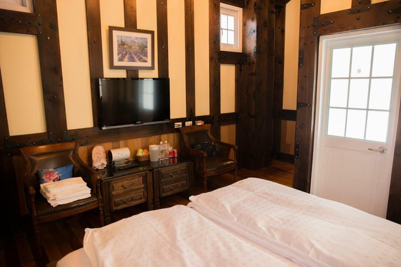 Black Forest Manor Ren'ai Esterno foto