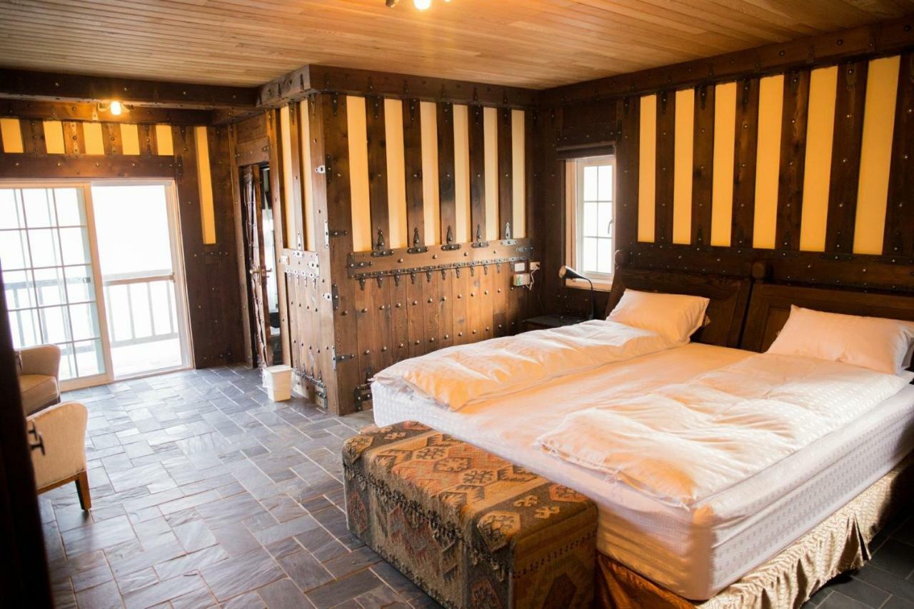 Black Forest Manor Ren'ai Esterno foto
